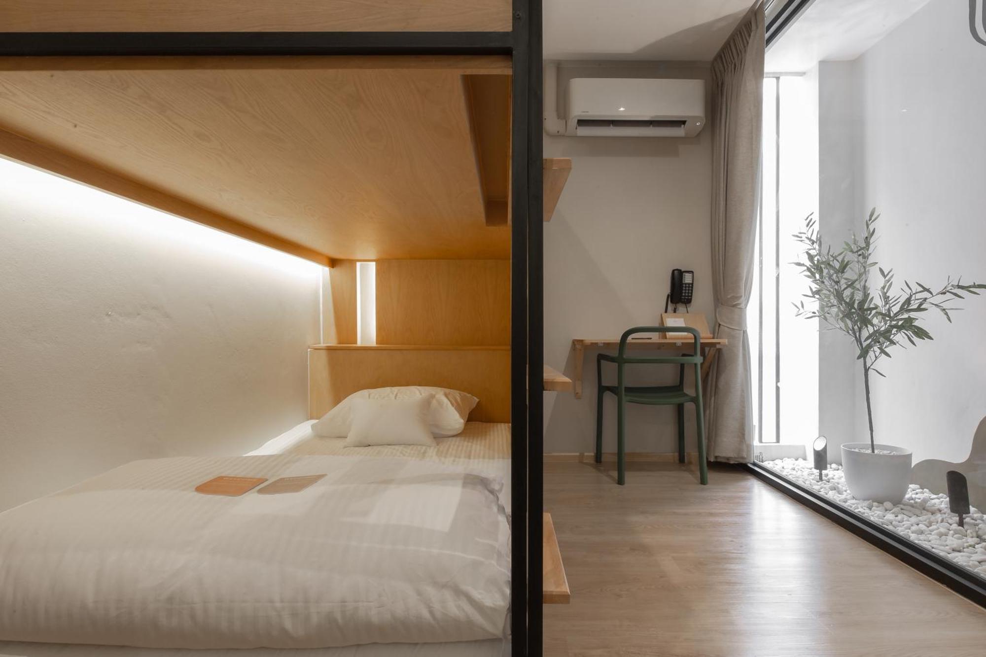Double B Hostel กรุงเทพมหานคร ภายนอก รูปภาพ